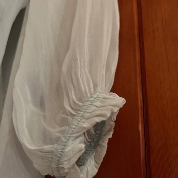 Italian Silk Flowy Pale Blue Top NWOT - Picture 13 of 15